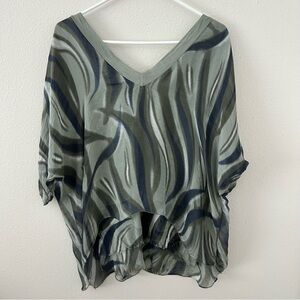 Gigi Moda Diana Wave Print Silk Blouse One Size Made in Italy Olive Green Boho